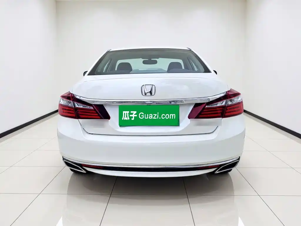 Honda Accord — миниатюра 5