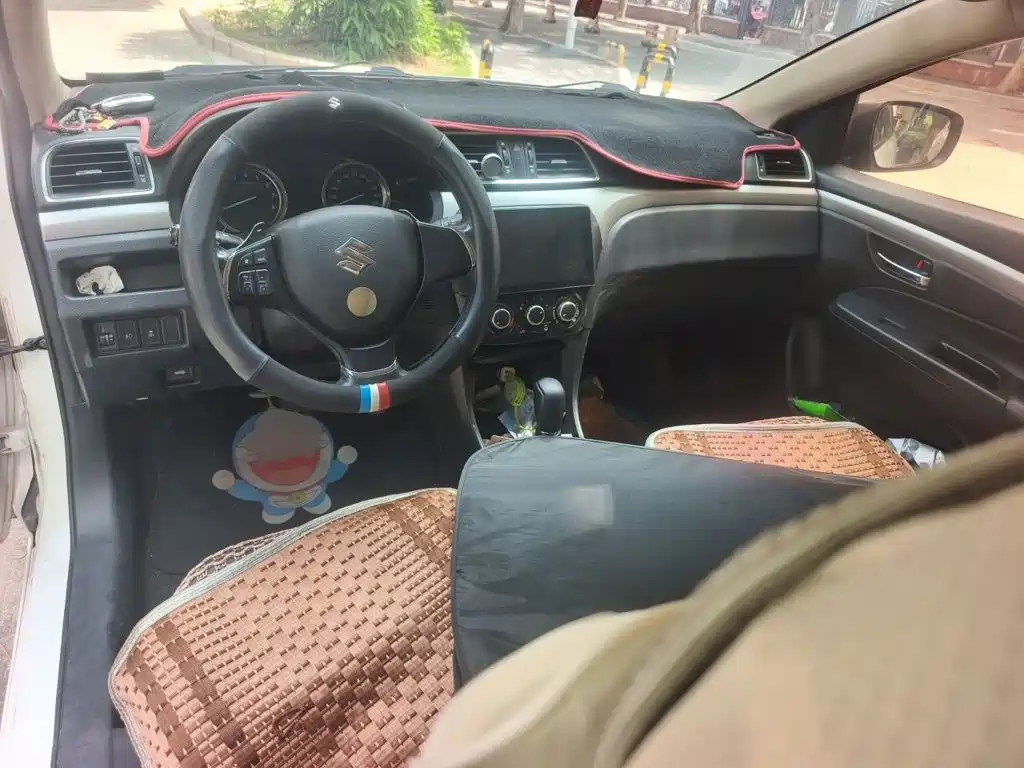 Suzuki Alivio — миниатюра 5