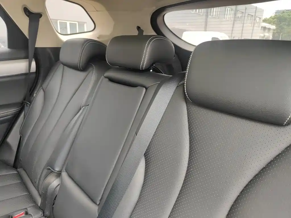 BYD Tang — миниатюра 15