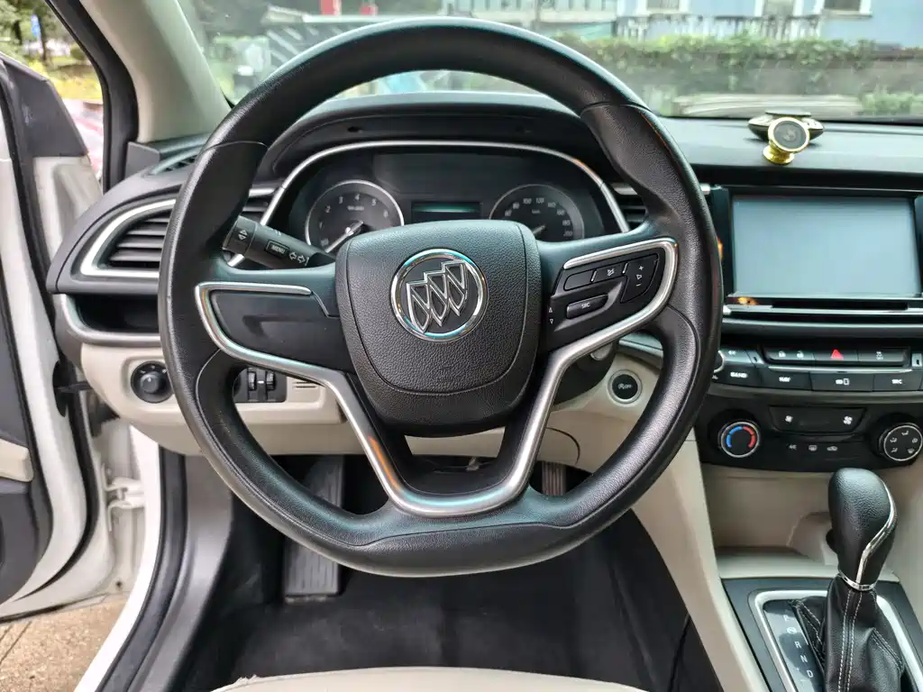 Buick Excelle — миниатюра 13