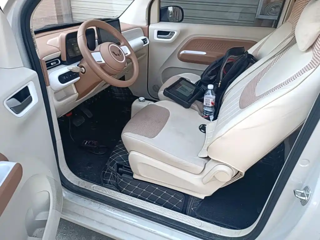 Wuling MINIEV — миниатюра 15