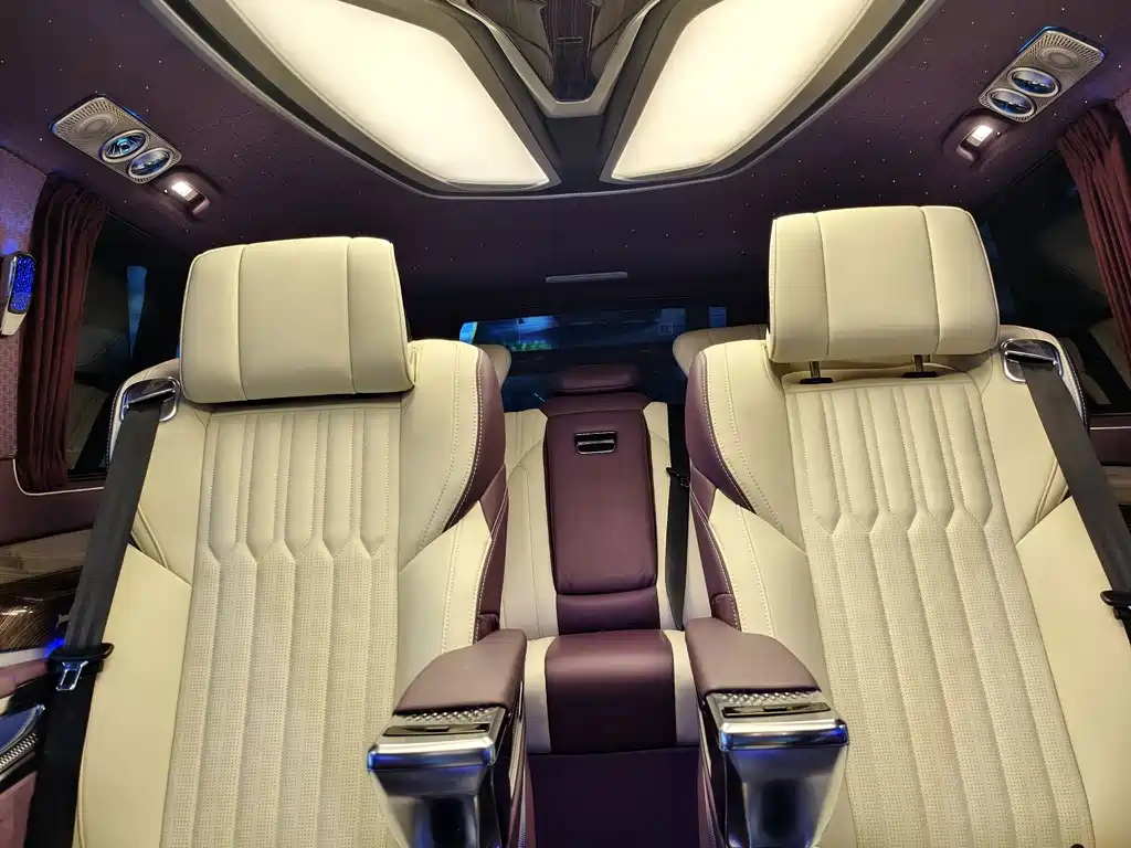 Mercedes-Benz Vito — миниатюра 13