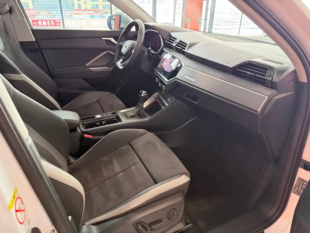Audi Q3 2022 35 TFSI Fashion
