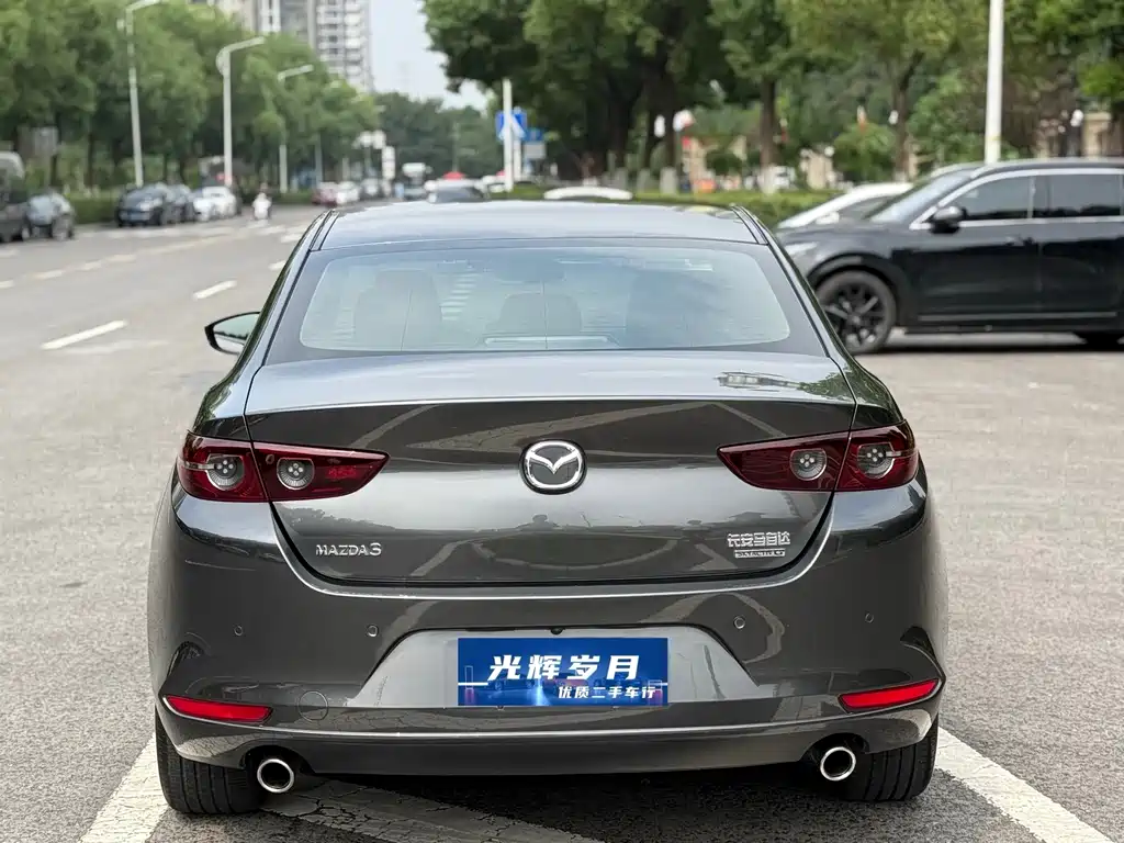 Mazda 3 Axela — миниатюра 17