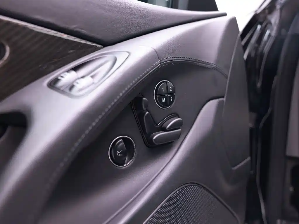 Mercedes-Benz SL-Class AMG — миниатюра 8