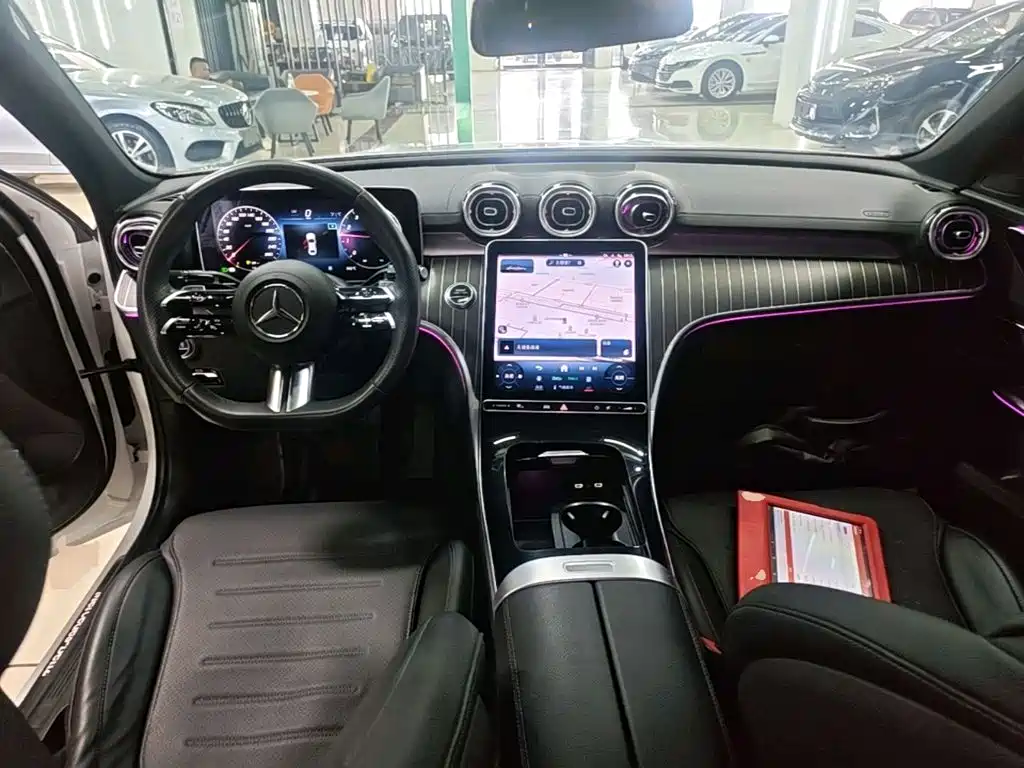 Mercedes-Benz C-Class — миниатюра 10