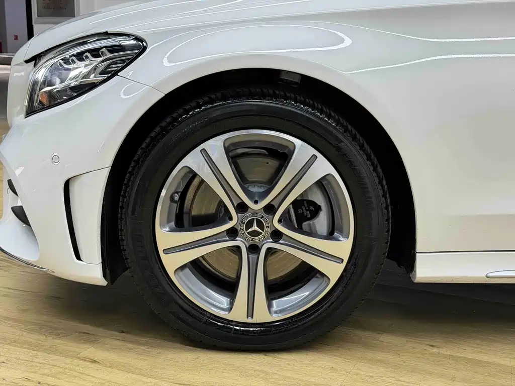 Mercedes-Benz C-Class — миниатюра 5
