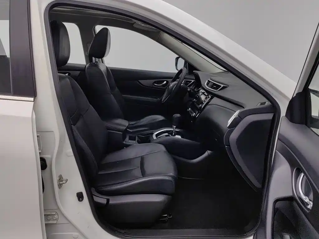 Nissan X-Trail — миниатюра 23