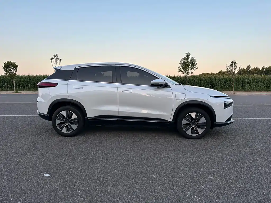 XPeng G3 — миниатюра 4