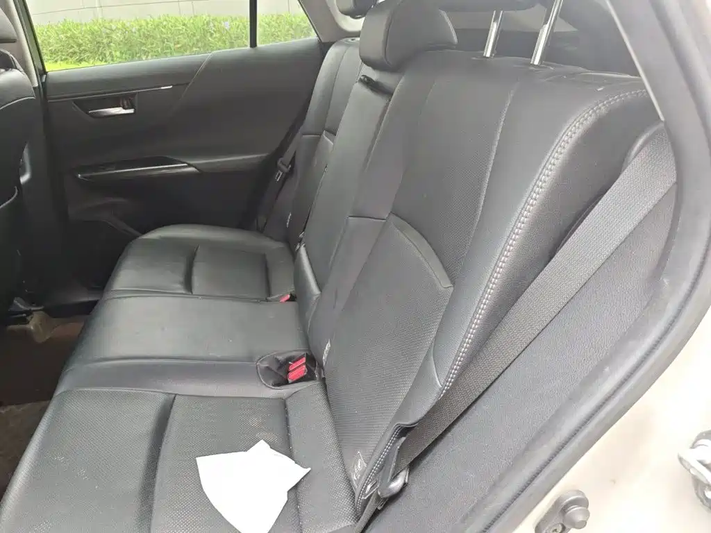 Toyota Venza — миниатюра 13