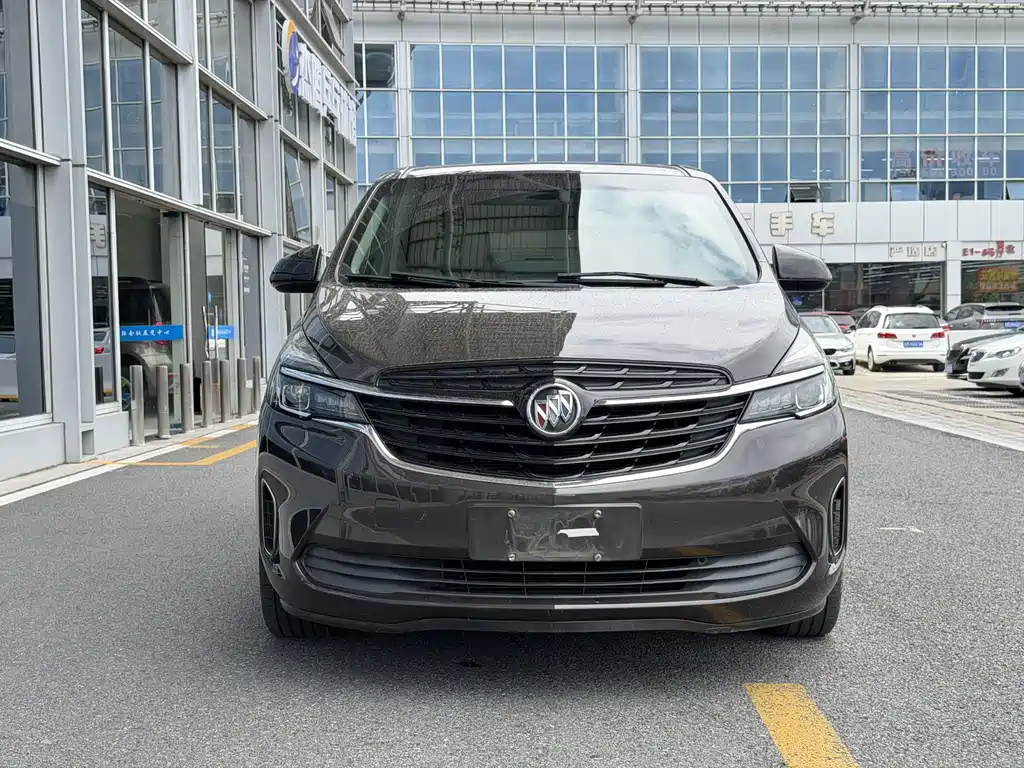 Buick GL8 — миниатюра 2