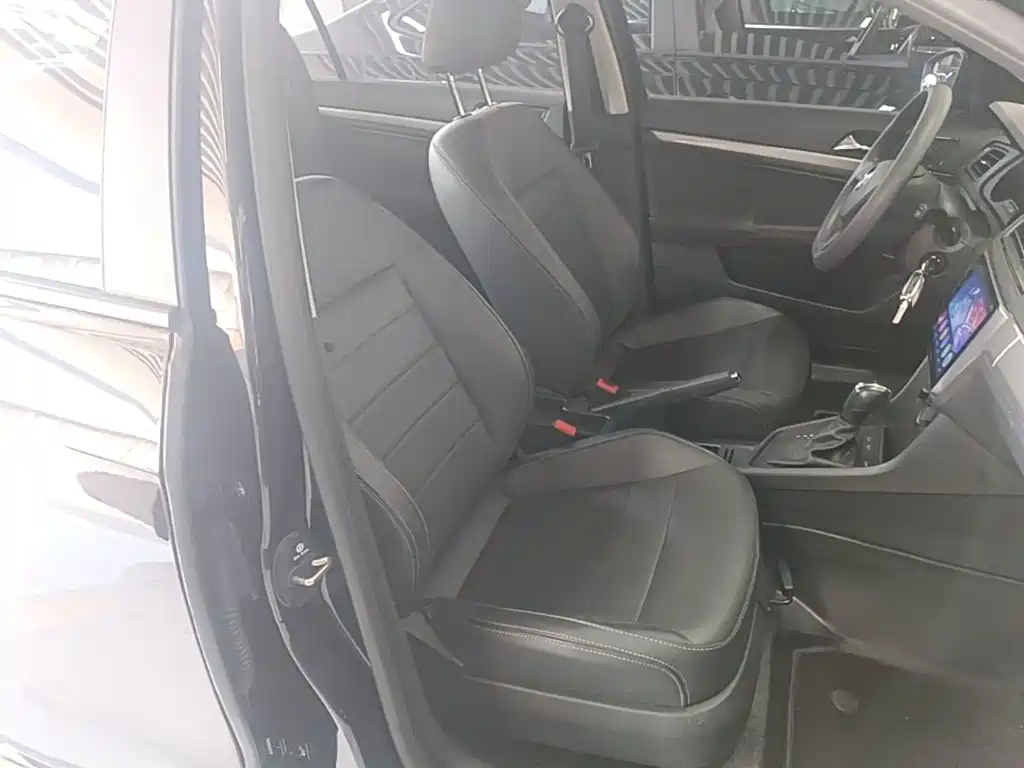 Volkswagen Lavida — миниатюра 25