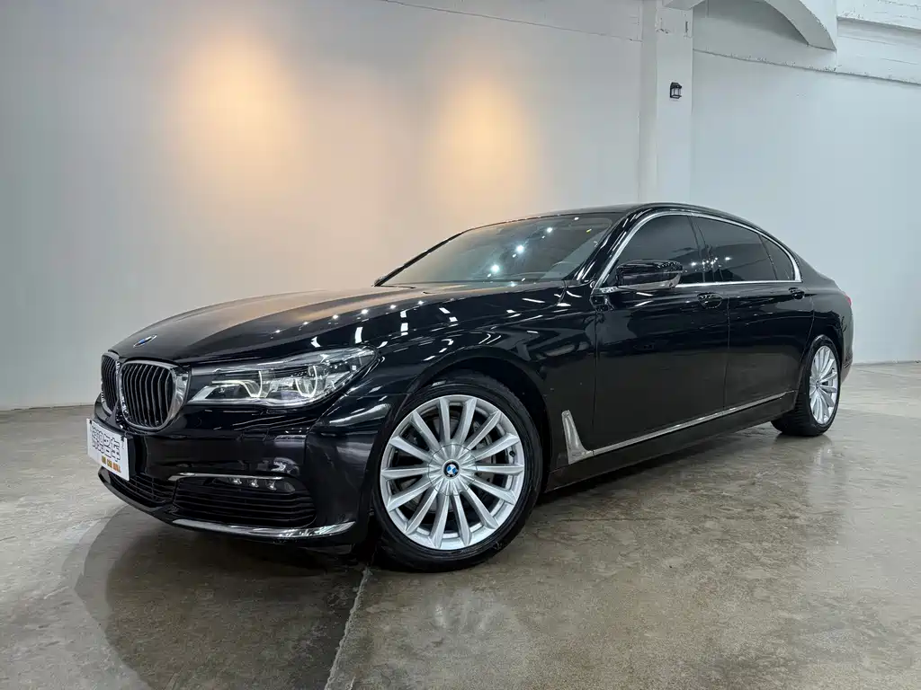 BMW 7 Series 7 2016 740Li Lead