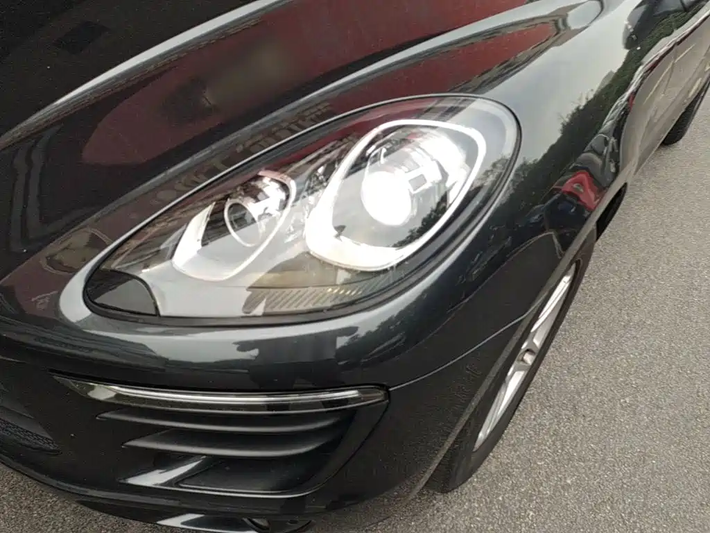 Porsche Macan — миниатюра 24