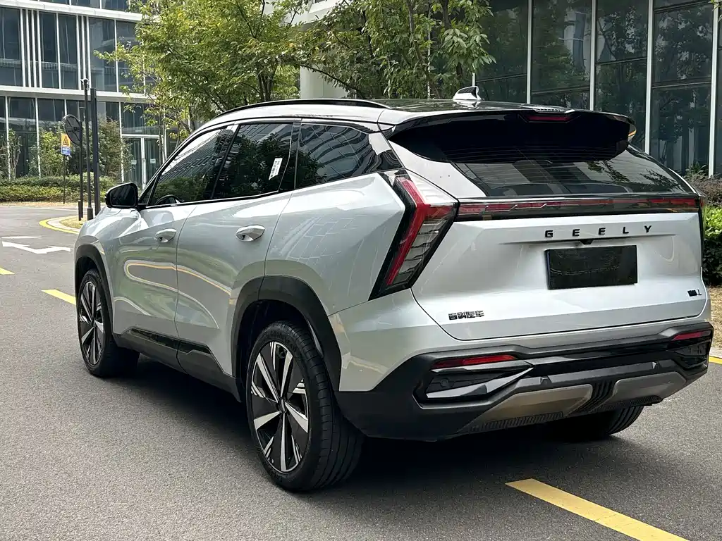 Geely Boyue L — миниатюра 6
