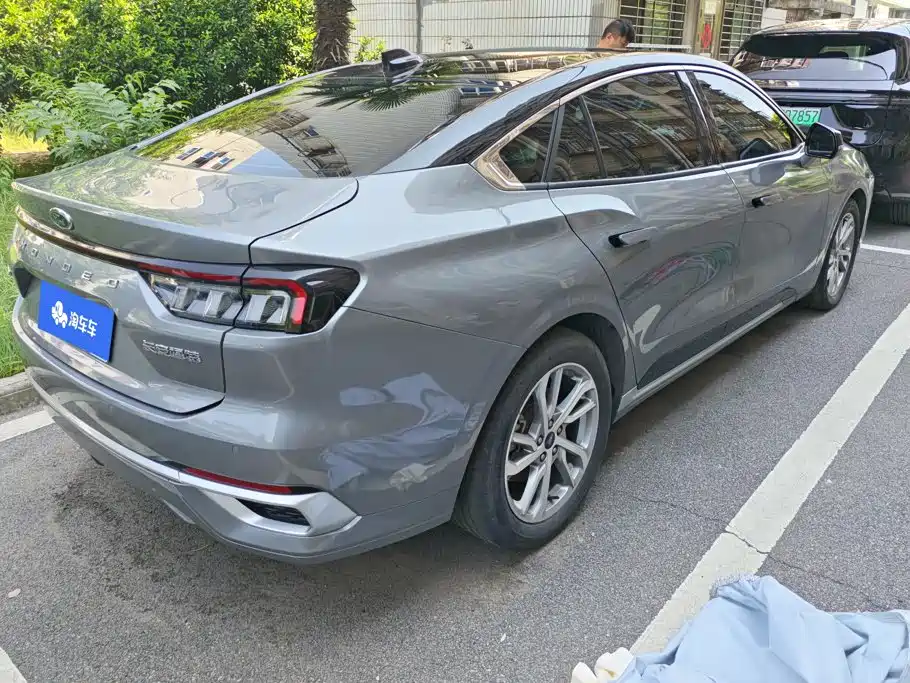 Ford Mondeo — миниатюра 3