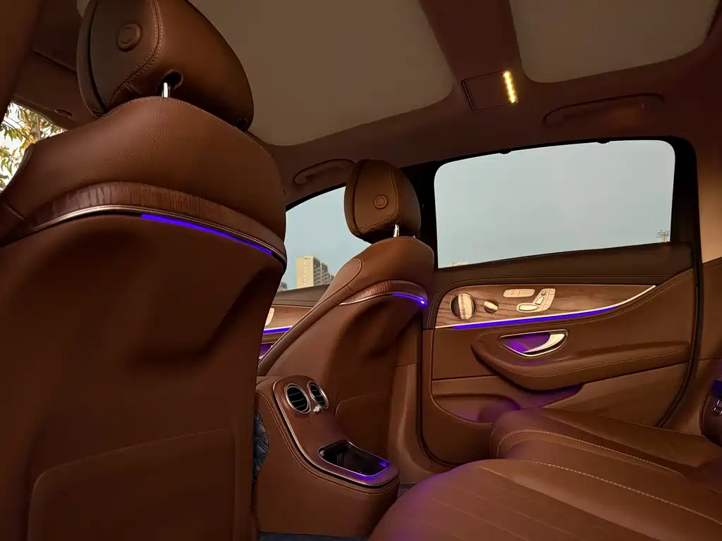 MERCEDES-BENZ E CLASS