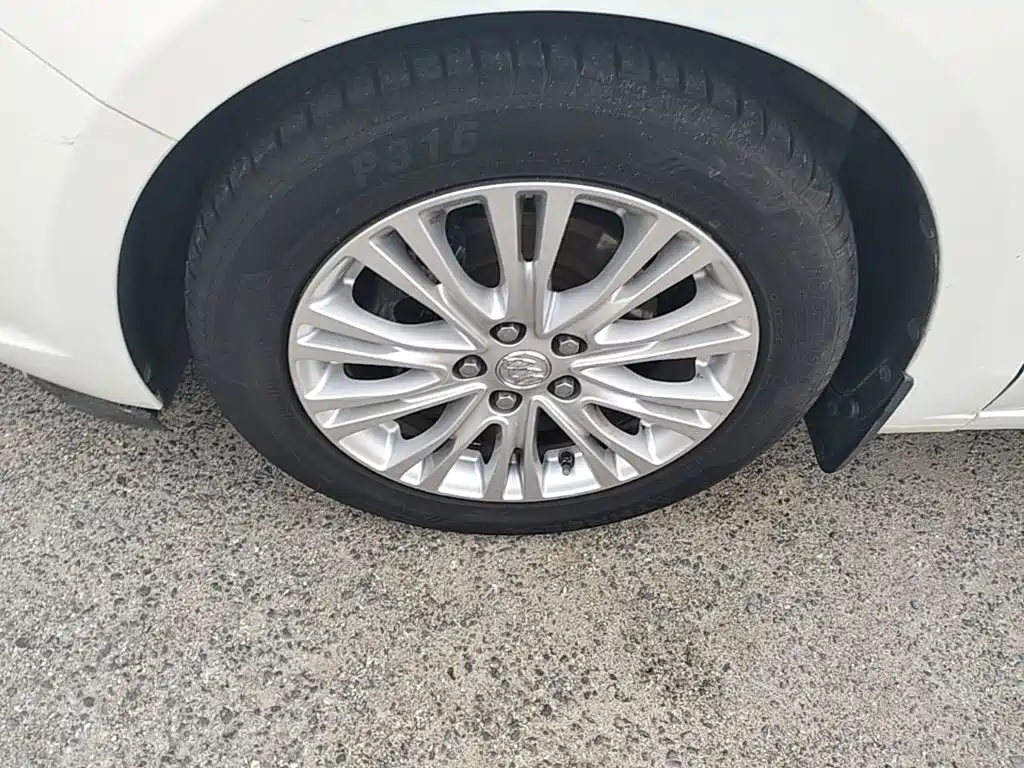 Buick Excelle — миниатюра 23
