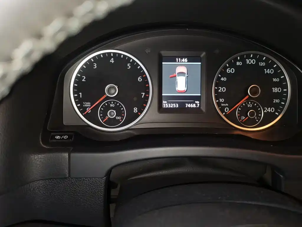 Volkswagen Tiguan — миниатюра 8