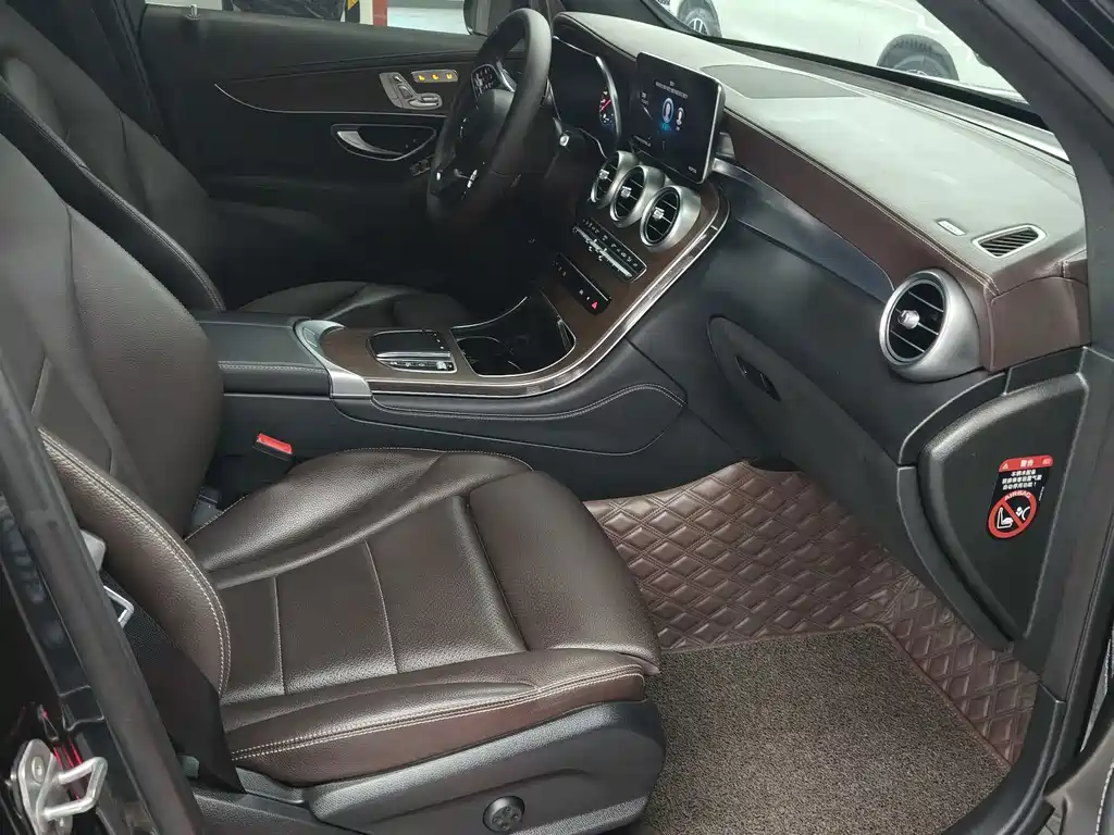 Mercedes-Benz GLC — миниатюра 11