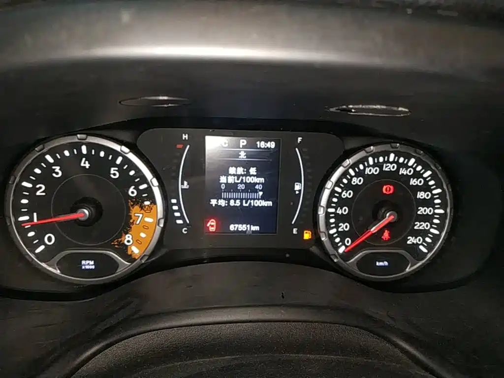 Jeep Renegade — миниатюра 12