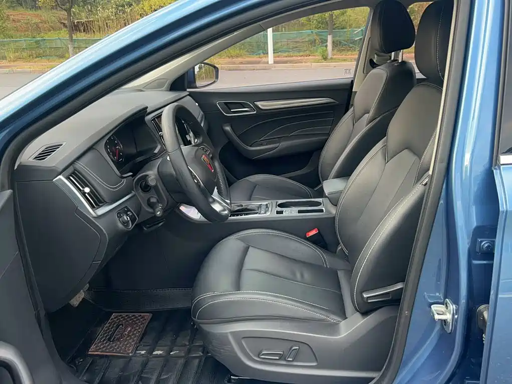 Roewe i6 Classic — миниатюра 4