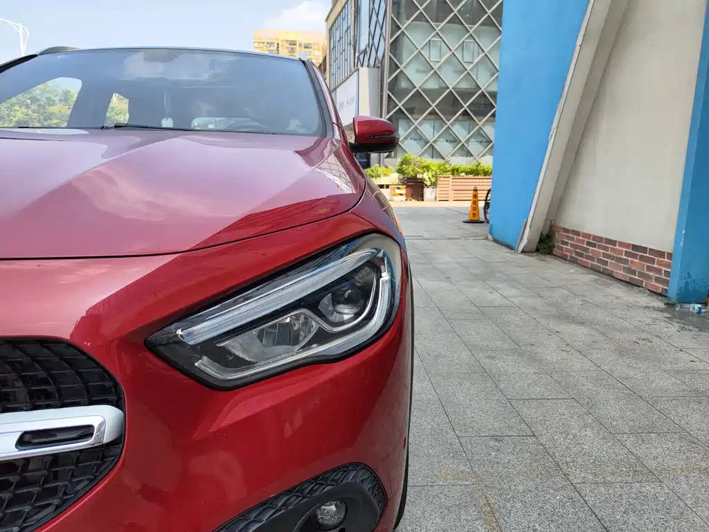 Mercedes-Benz GLA — миниатюра 2