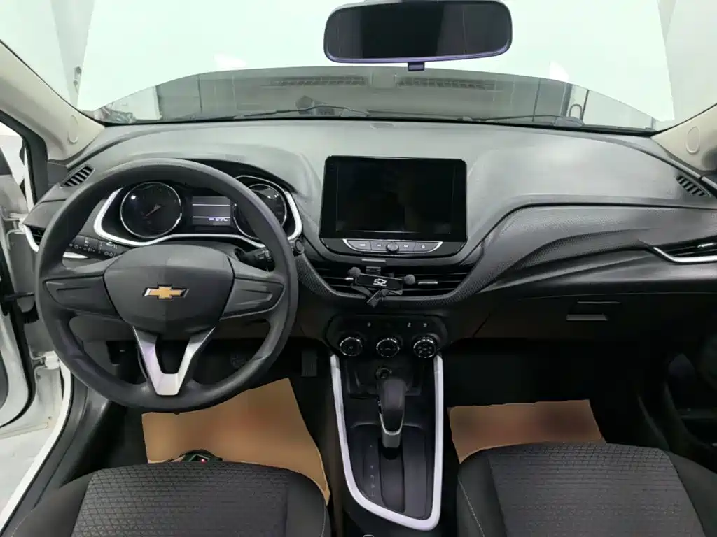 Chevrolet Cavalier — миниатюра 10
