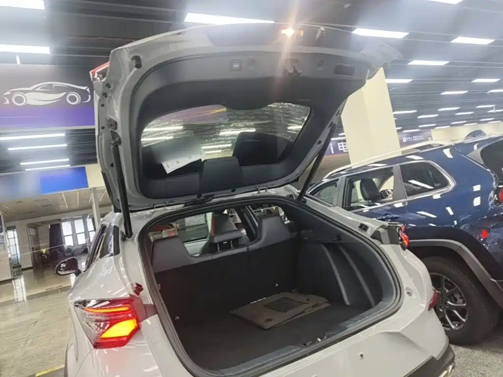 Changan UNI-T — миниатюра 19
