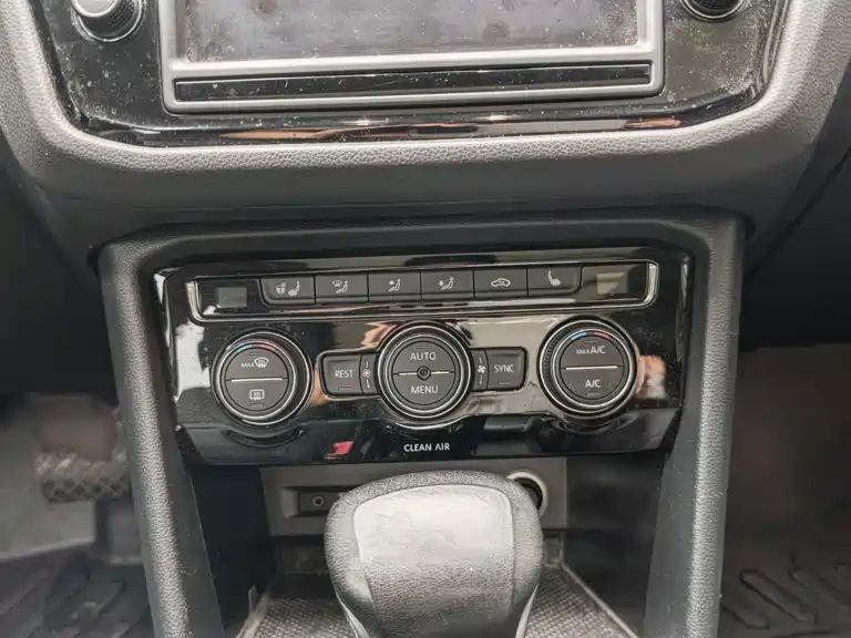 Volkswagen Tiguan L — миниатюра 17