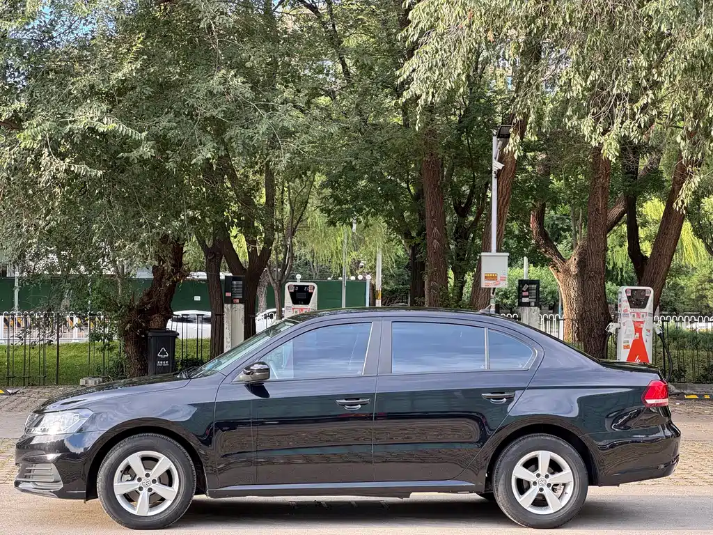 Volkswagen Lavida — миниатюра 9