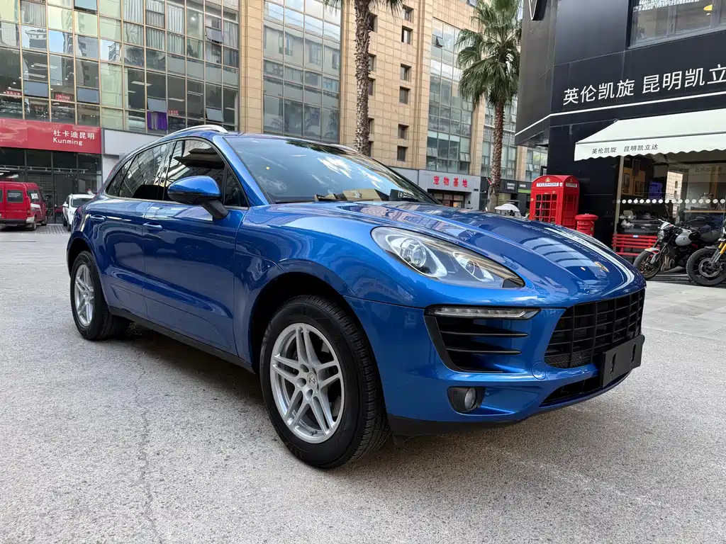 Porsche Macan — миниатюра 7