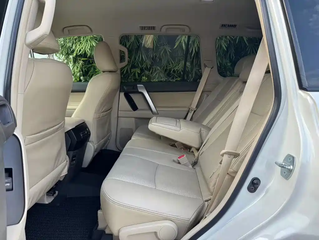 Toyota Prado (Import) — миниатюра 9