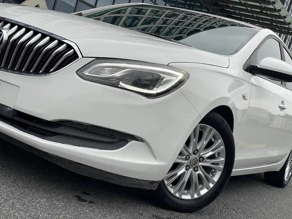 Buick Excelle — миниатюра 4