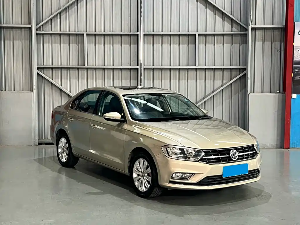 Volkswagen Bora — миниатюра 3