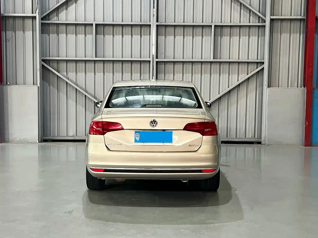 Volkswagen Bora — миниатюра 8