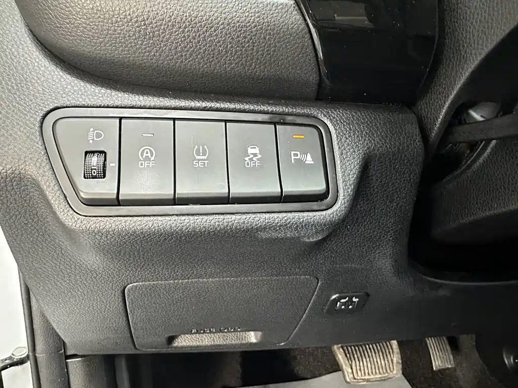 Kia Seltos — миниатюра 17