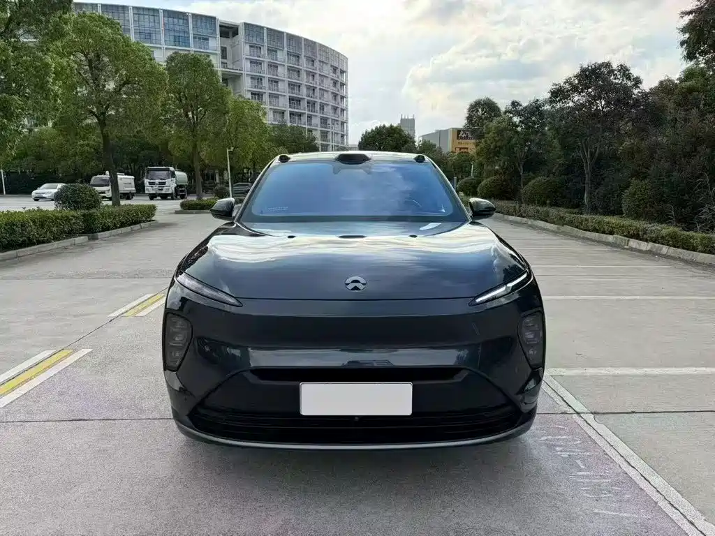 NIO ES8 — миниатюра 2
