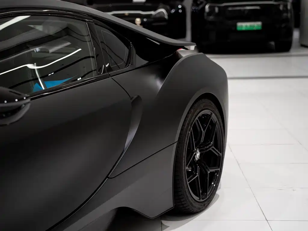 BMW i8 — миниатюра 14