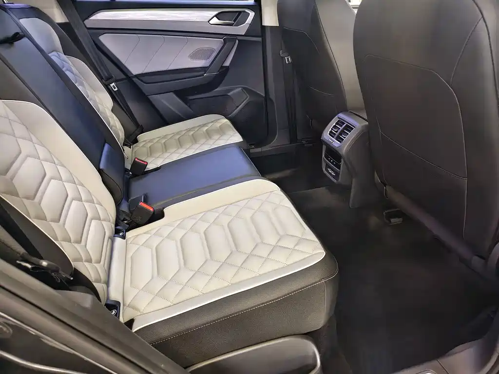 Volkswagen Tayron — миниатюра 5