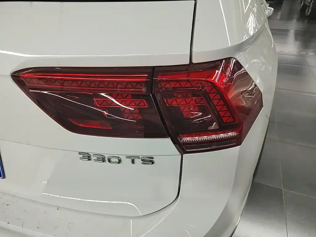 Volkswagen Tiguan L — миниатюра 8