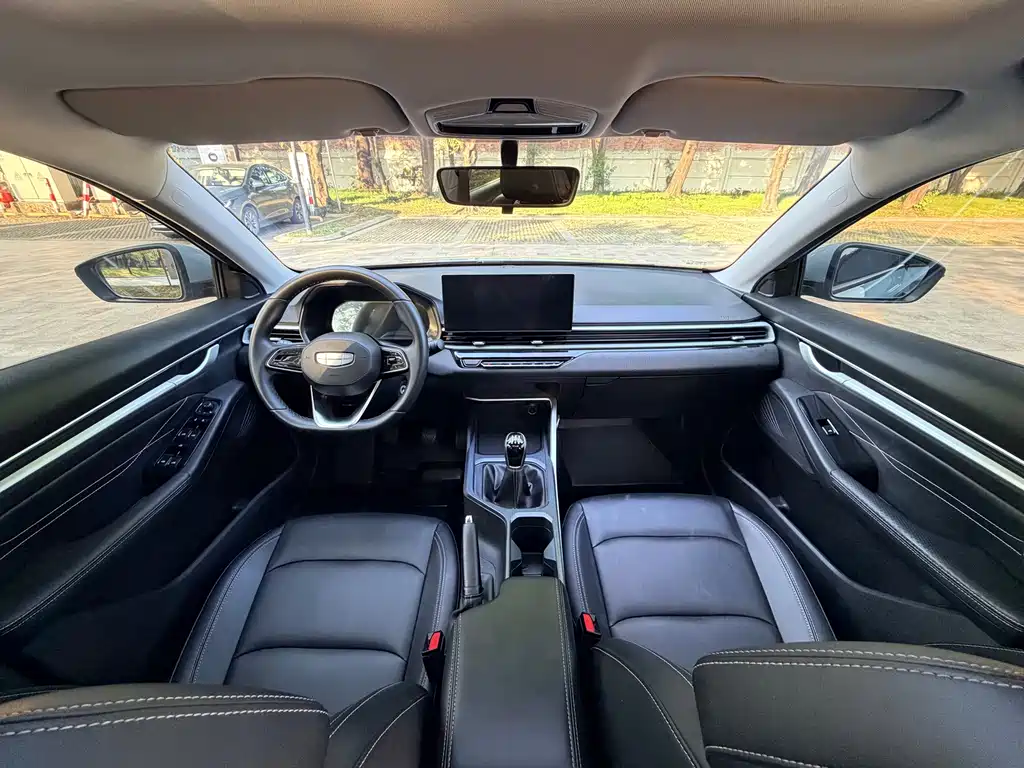 Geely Emgrand — миниатюра 10