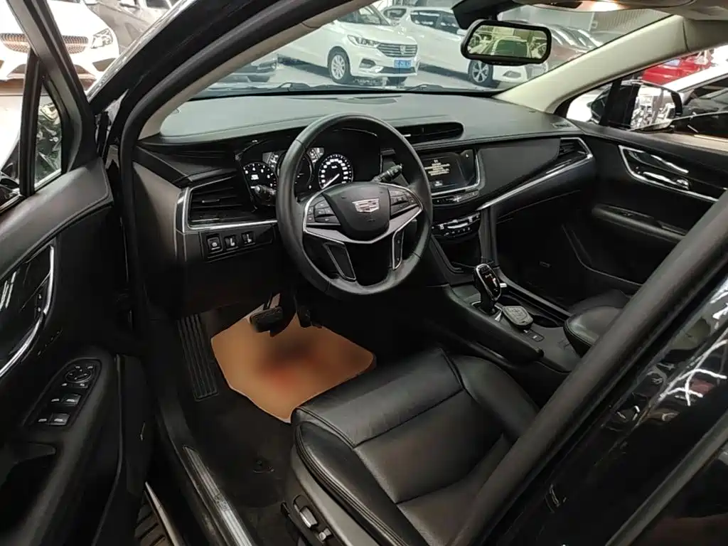 Cadillac XT5 — миниатюра 16