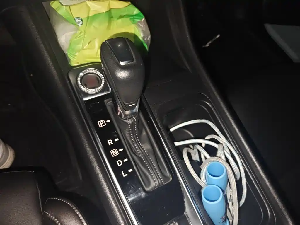 Nissan Sylphy — миниатюра 7