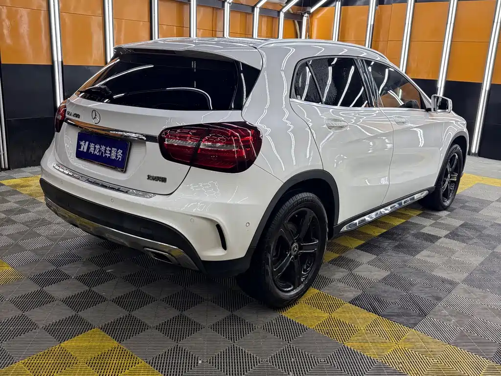 Mercedes-Benz GLA — миниатюра 6