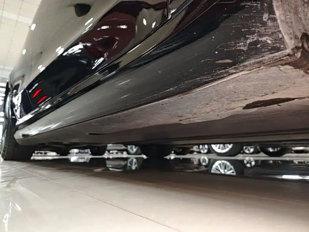 Tesla Model 3 — миниатюра 21