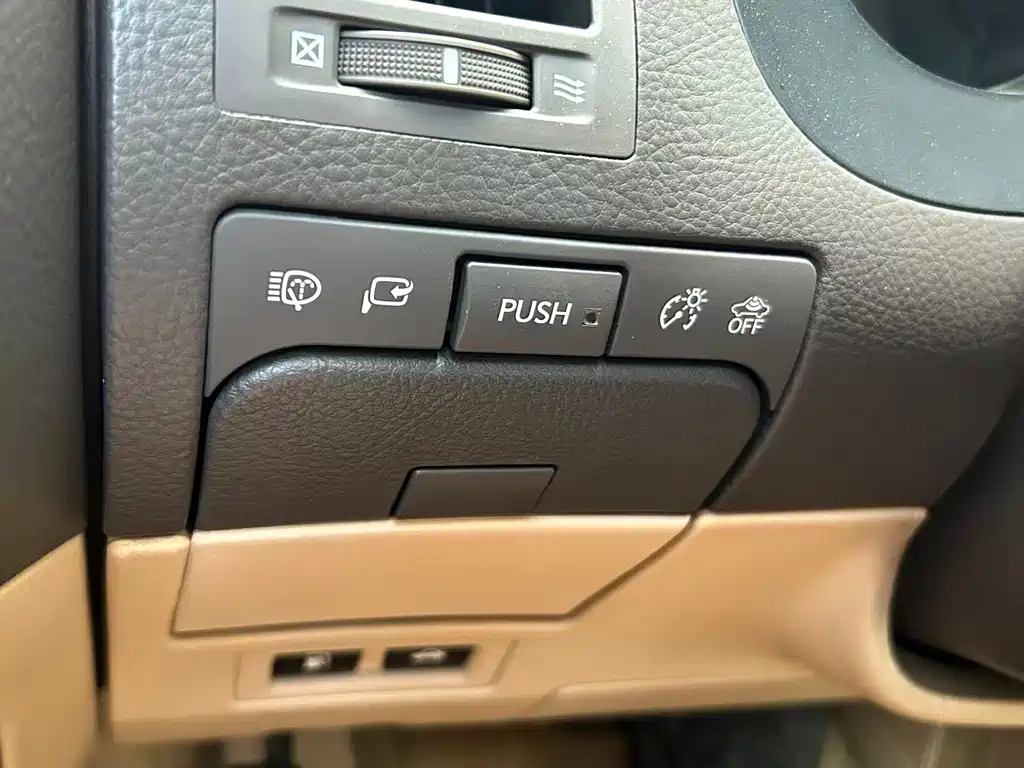 Lexus GS — миниатюра 17