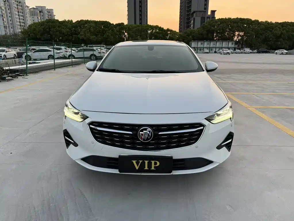 Buick Regal 2021