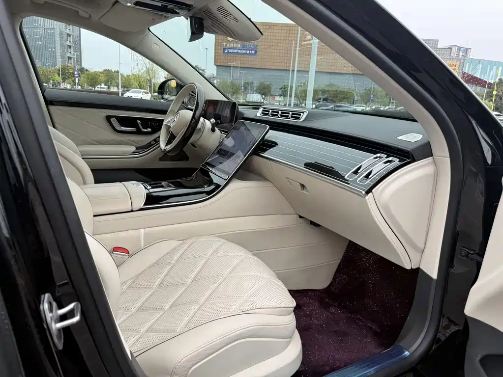 Mercedes-Benz S-Class — миниатюра 11