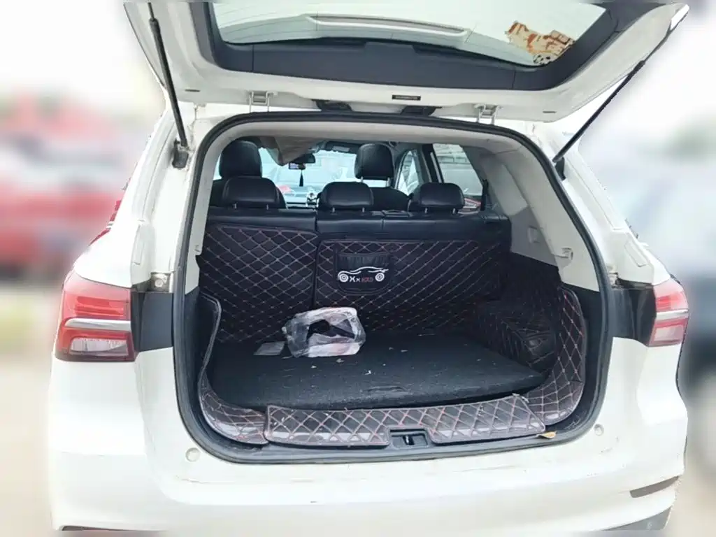 Roewe RX5 — миниатюра 24